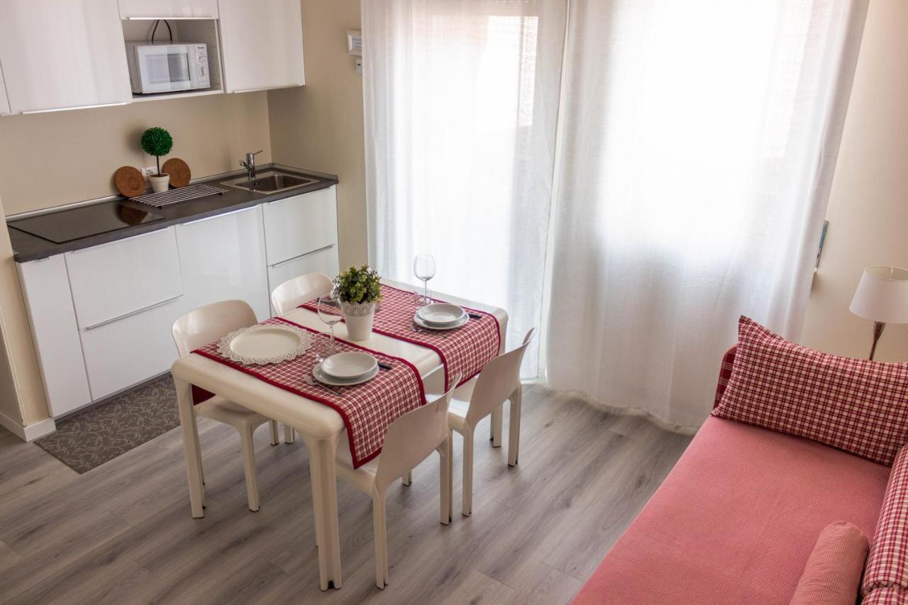 Monica Appartamenti Sirmione Extérieur photo